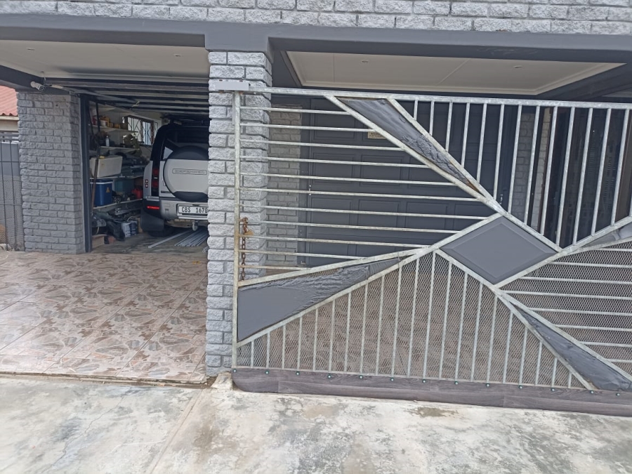 5 Bedroom Property for Sale in Mossel Bay Ext 13 Western Cape